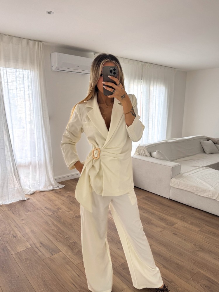 Veste blazer à détails or - French Retailers