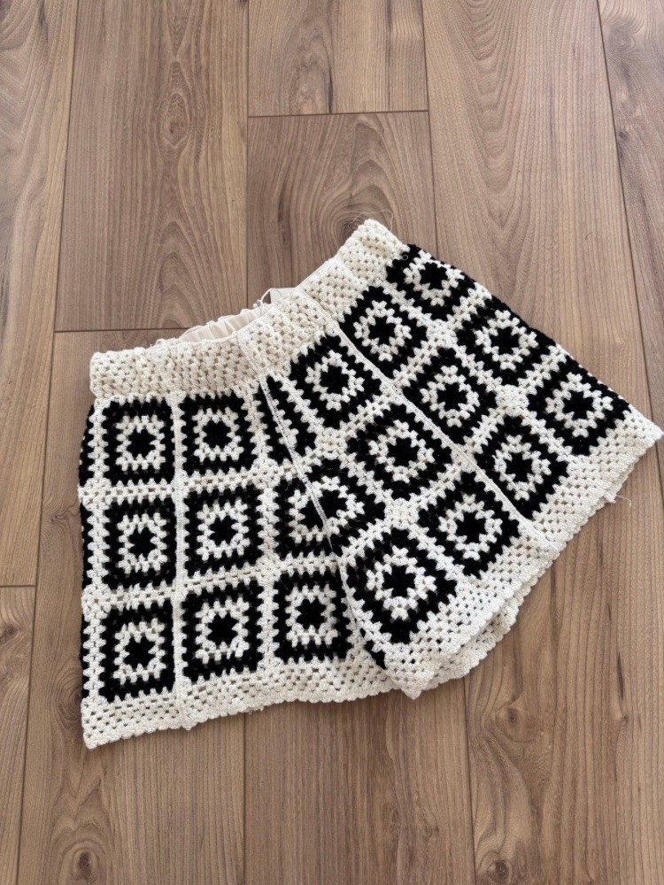 Short en crochet - French Retailers