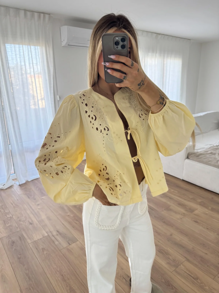Blouse avec broderie anglaise - French Retailers