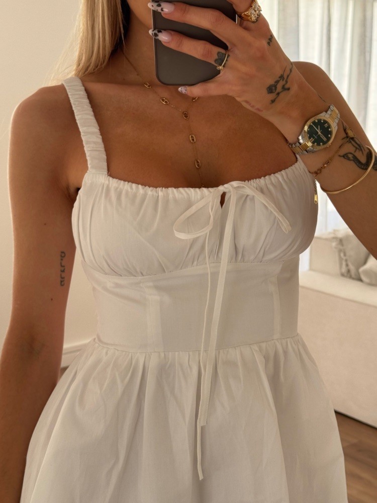 Robe à laçage - French Retailers