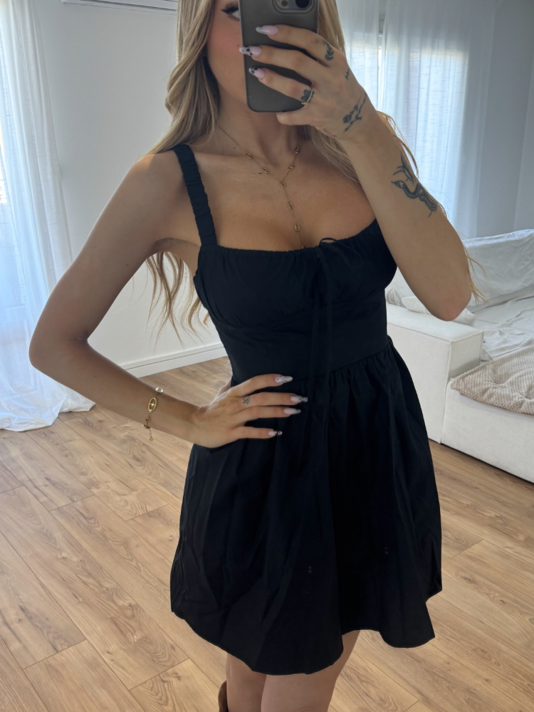Robe à laçage - French Retailers