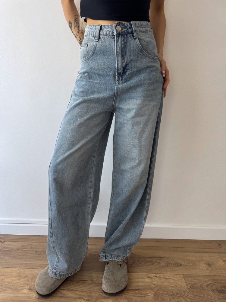 Jean clair femme coupe balloon – Disponible à Nîmes & Avignon | French Retailers