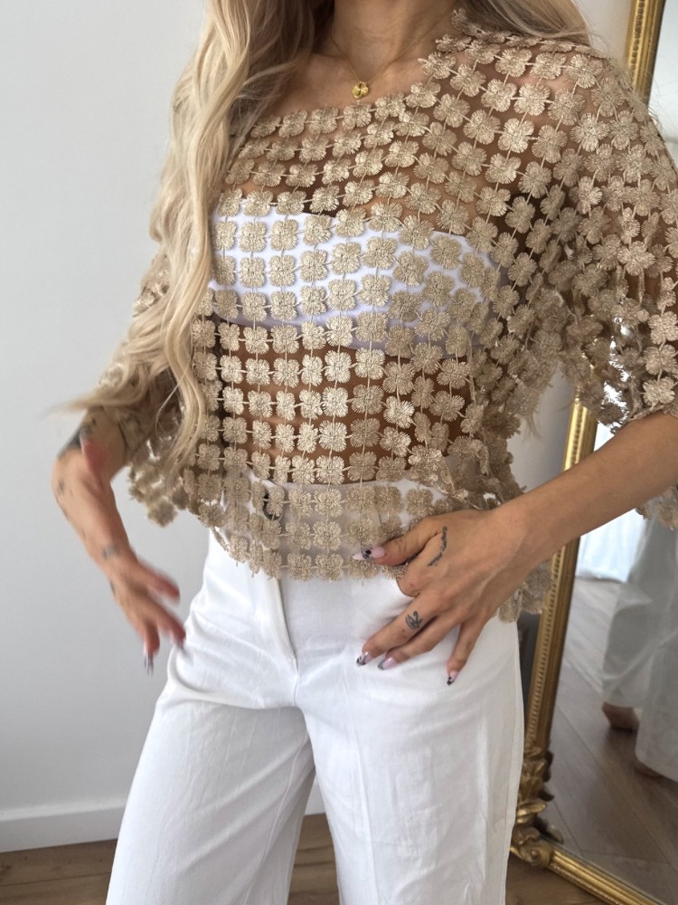 Top à fleurs doré en maille transparente – Élégance bohème chic | Boutique femme Nîmes & Avignon