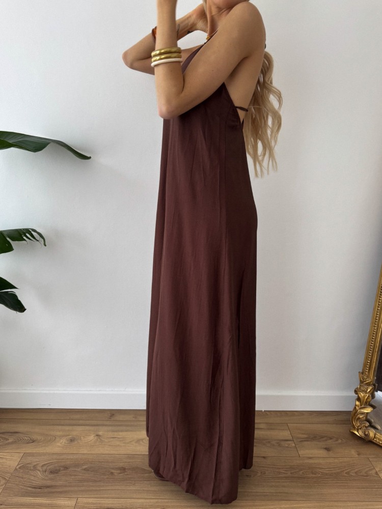 Robe longue chocolat à fines bretelles – French Retailers | Nîmes & Avignon