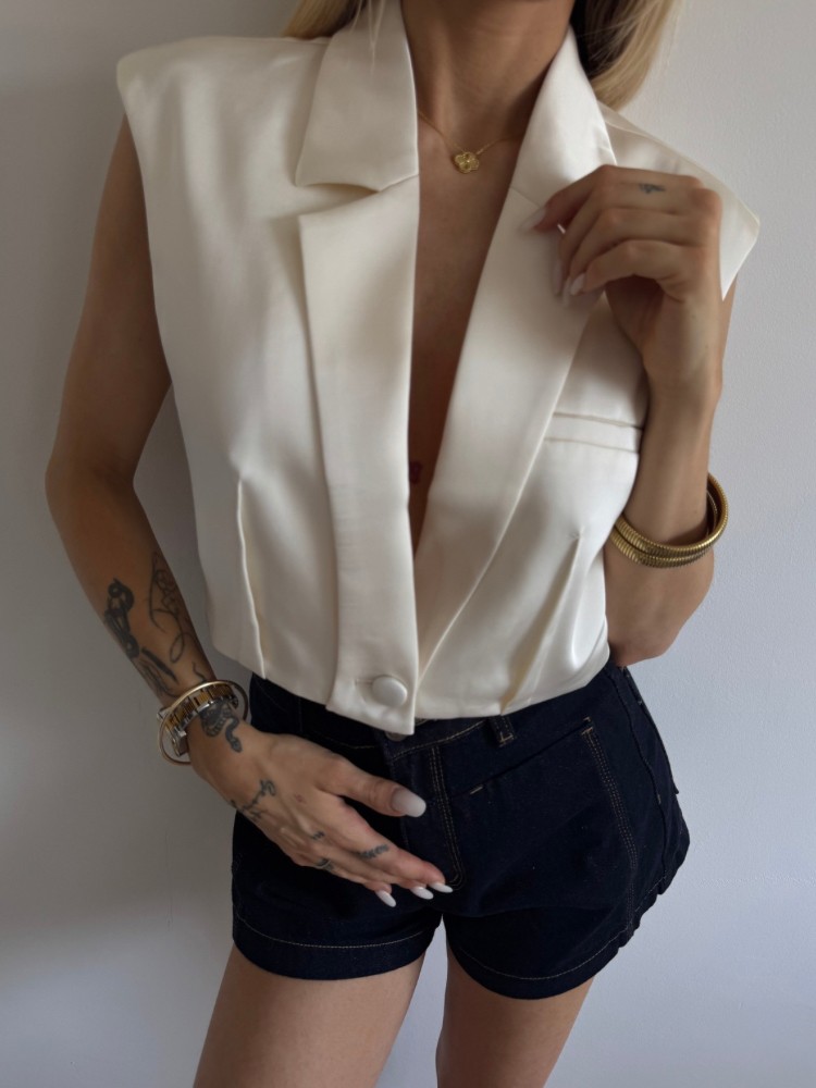 Top Gilet Femme Sans Manches Effet Satin – Écru Chic et Élégant