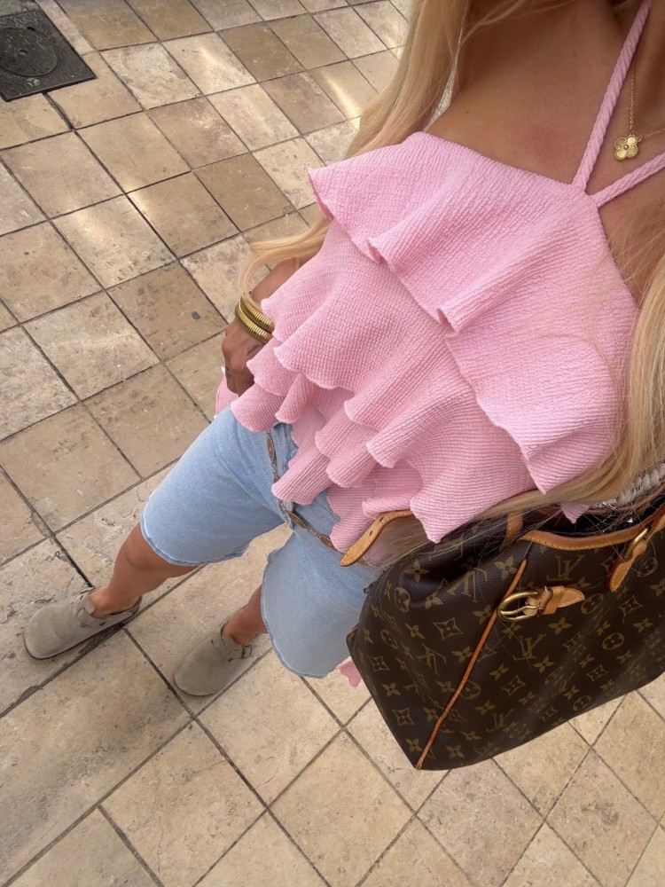 Top attache au cou à volants - French retailers