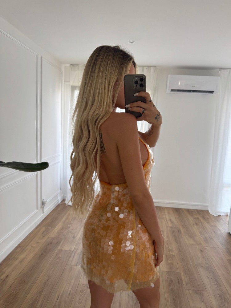 Robe courte dos nu à paillettes - French retailers
