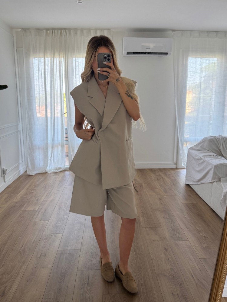 Veste tailleur sans manches - French retailers