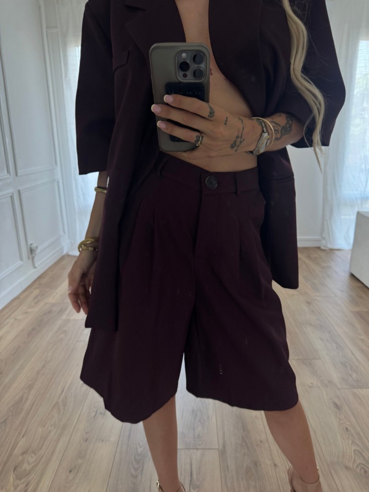 Short Bermuda Tailleur – Ensemble Chic et Tendance