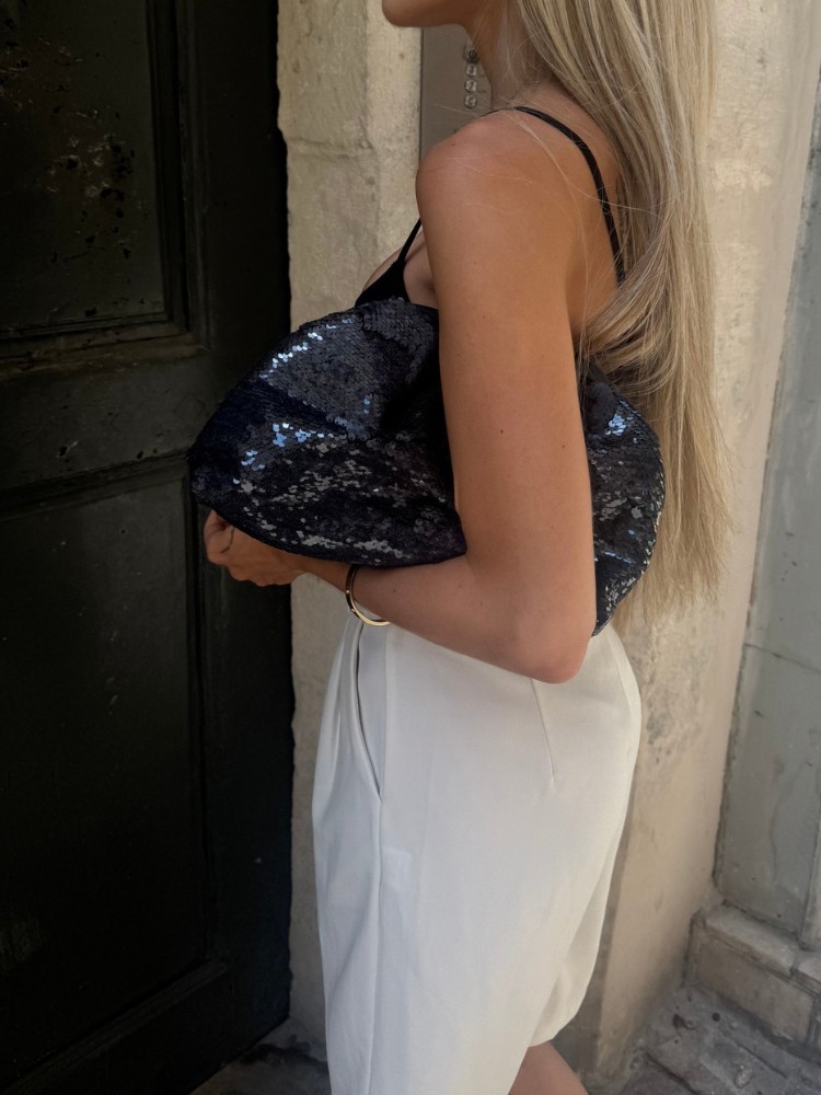 Pochette pailletée - French retailers