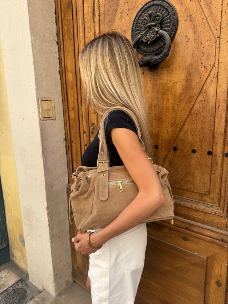 Sac en cuir camel – Élégance naturelle chez French Retailers à Avignon & Nîmes