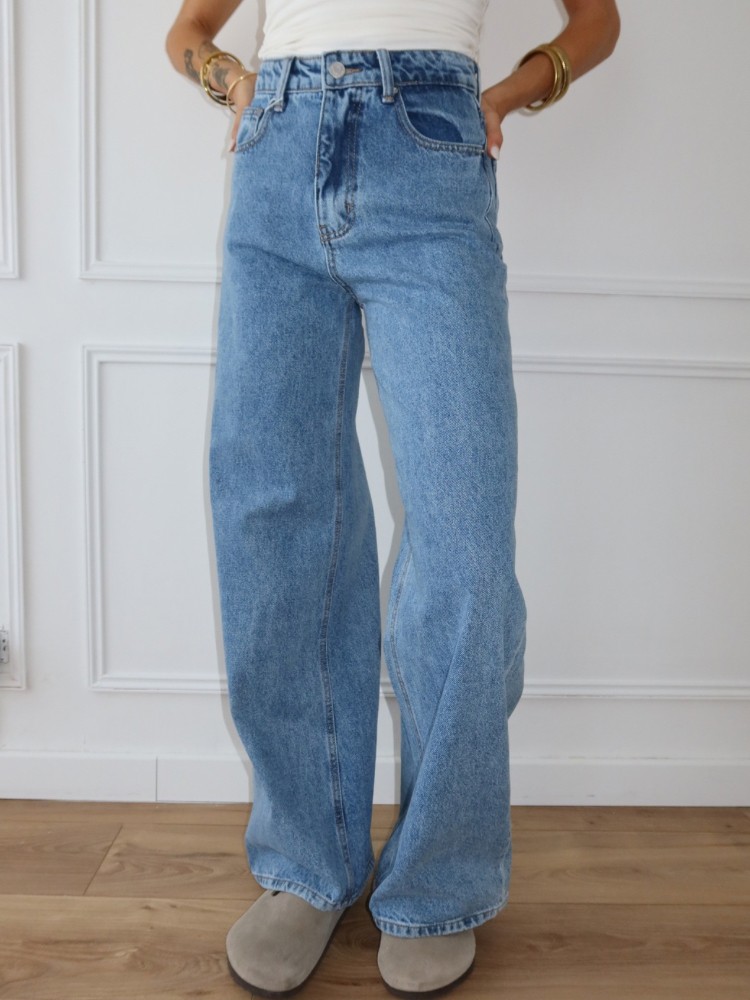 Jean pour femme coupe droite - French retailers