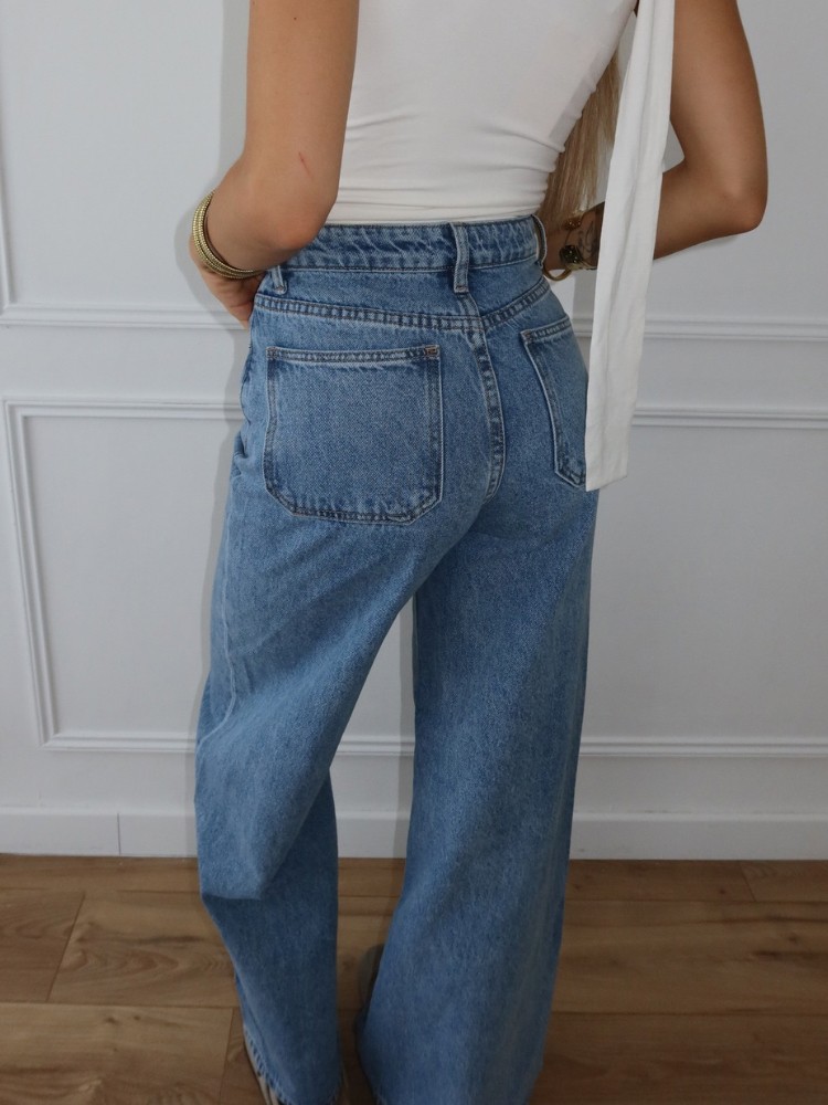 Jean pour femme coupe droite - French retailers