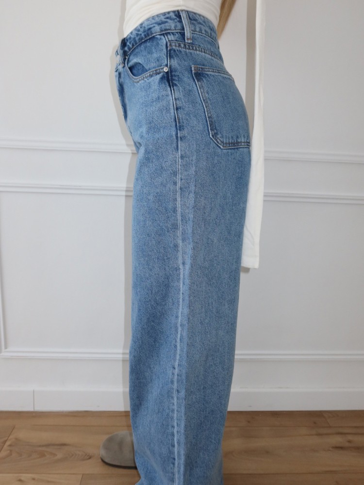 Jean pour femme coupe droite - French retailers