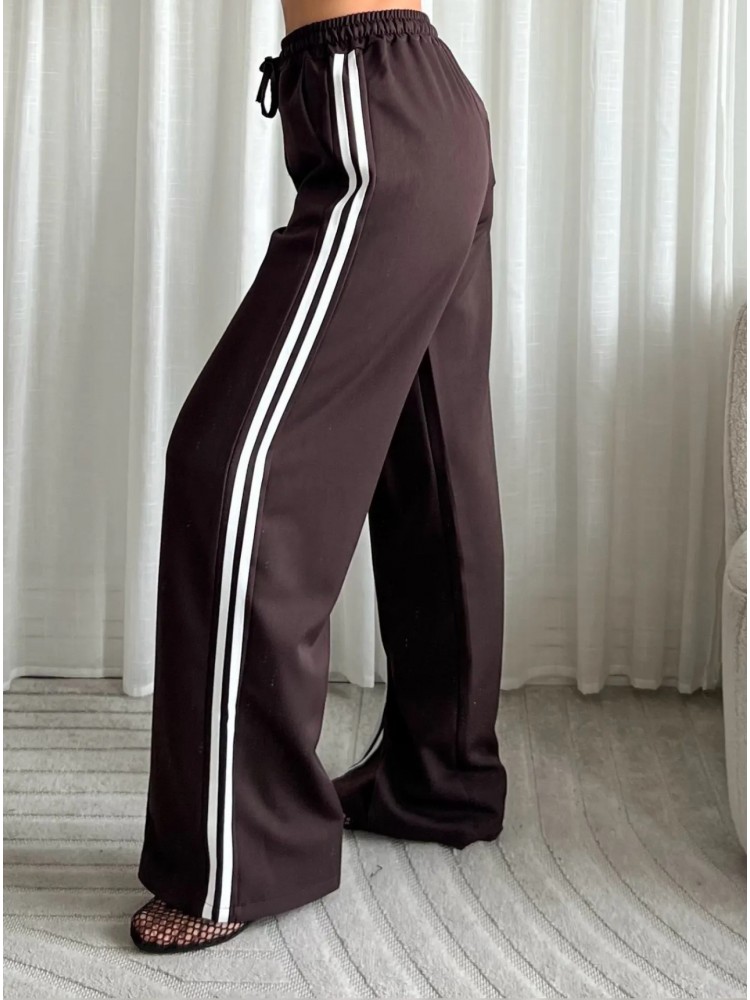 Pantalon droit effet jogging avec bandes blanches – French Retailers