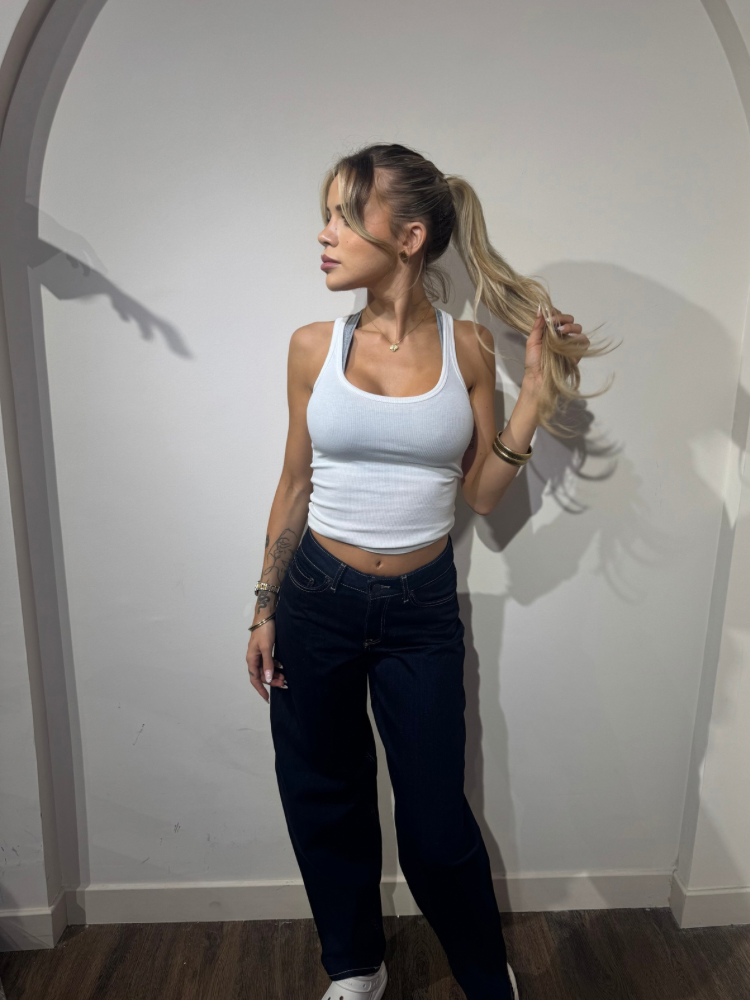 Jean femme mid-waist bleu foncé – coupe moderne & confortable