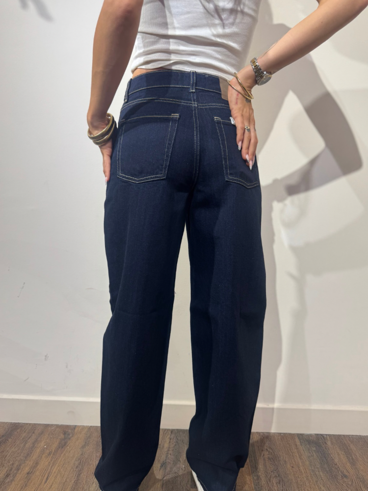 Jean femme mid-waist bleu foncé – coupe moderne & confortable