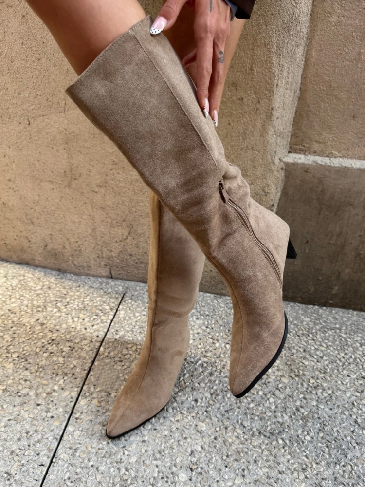Bottes haute effet daim -French Retailers