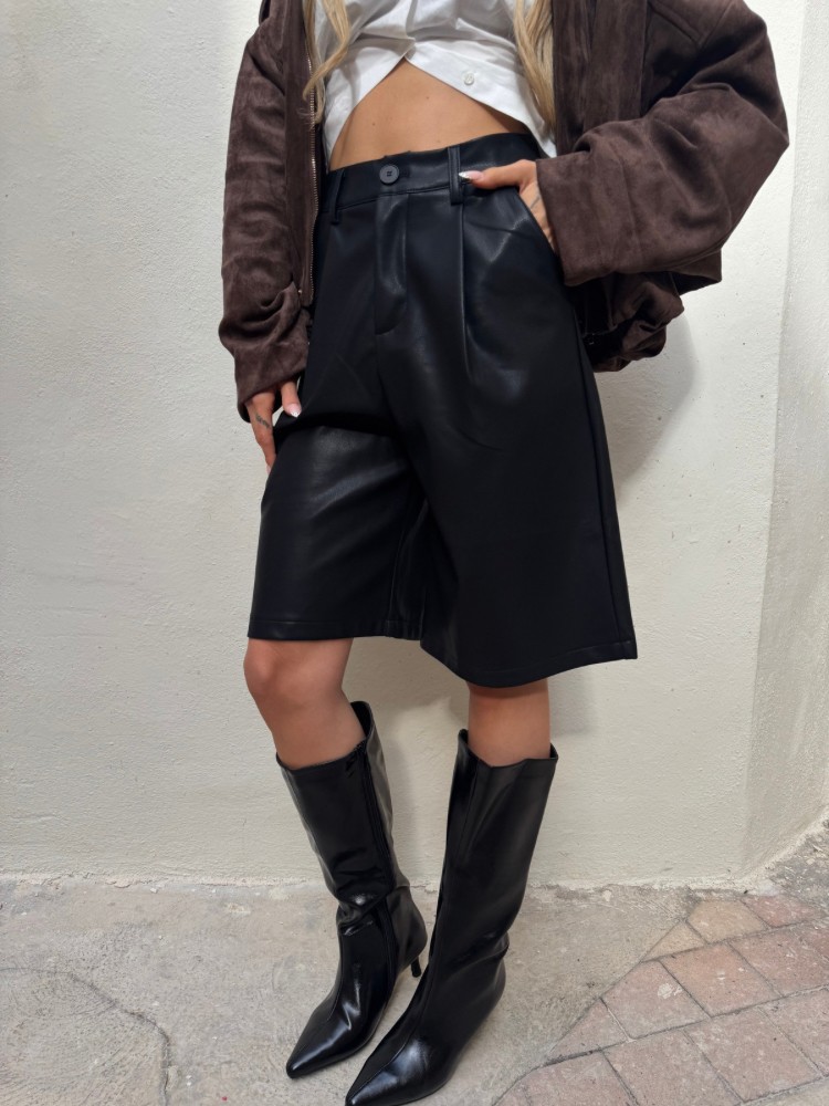 Bermuda noir en similicuir - French retailers | Nîmes & Avignon