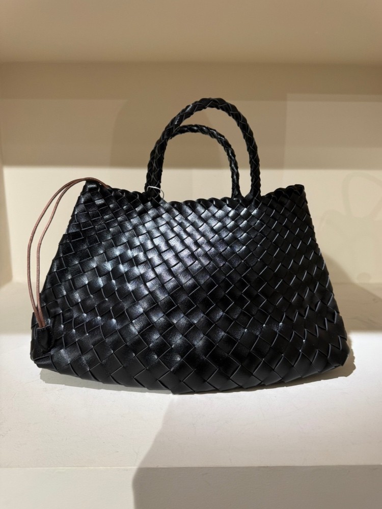 Sac cabas tissé en simili cuir – French retailers