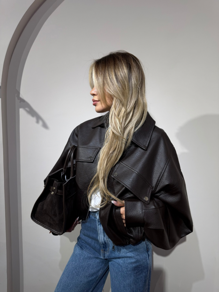 Veste ballon oversize en similicuir chocolat – Tendance 2025 – Coupe large et stylée