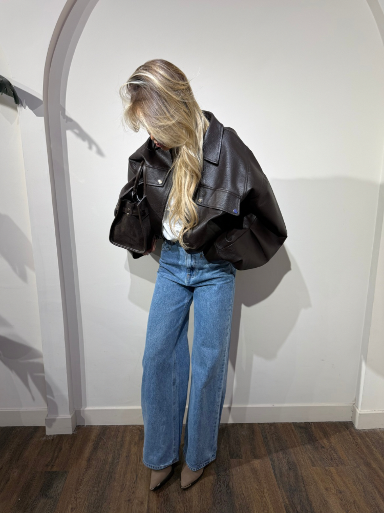 Veste ballon oversize en similicuir chocolat – Tendance 2025 – Coupe large et stylée