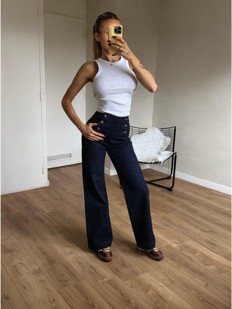Jean droit brute à boutons - French retailers