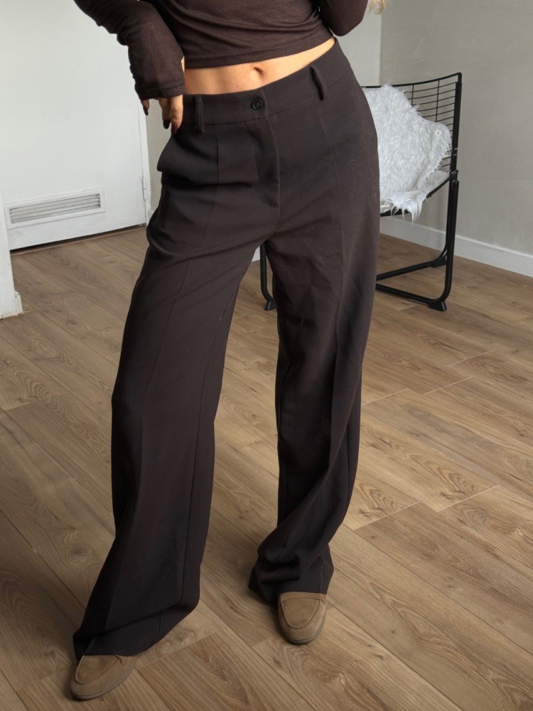 Pantalon de tailleur oversize marron – coupe large | French Retailers