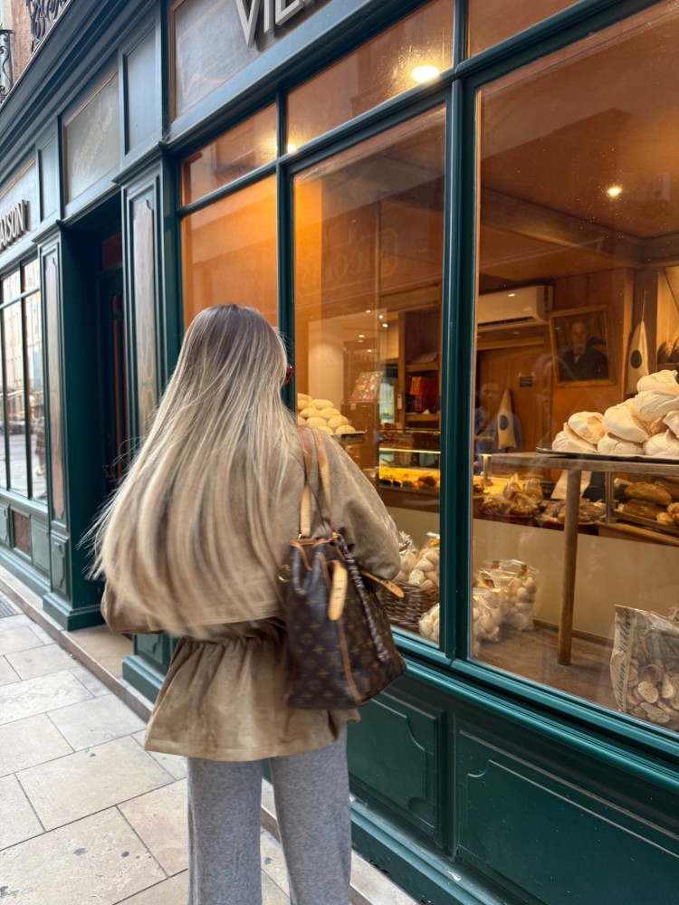 Veste beige effet suédine à boutons – coupe oversize | French retailers
