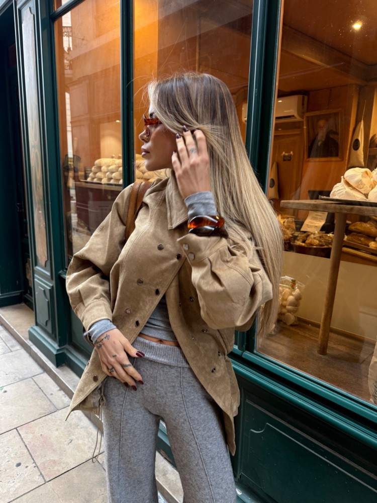 Veste beige effet suédine à boutons – coupe oversize | French retailers