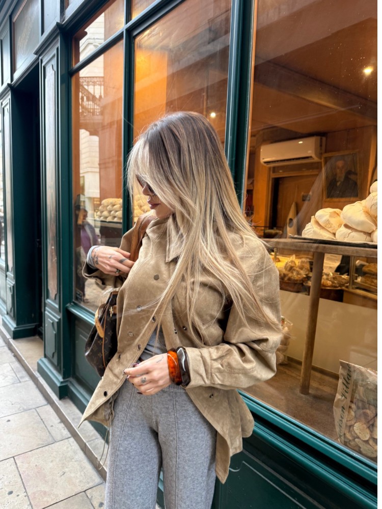 Veste beige effet suédine à boutons – coupe oversize | French retailers