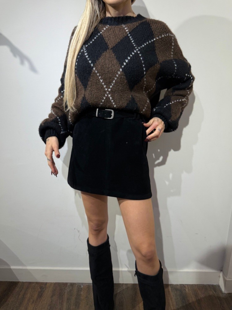 Jupe short effet Suède - French retailers | Nîmes et Avignon