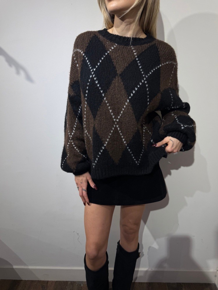 Pull oversize à losanges marron & noir – French retailers