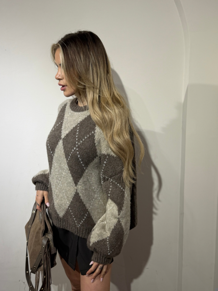 Pull oversize à losanges marron & noir – French retailers