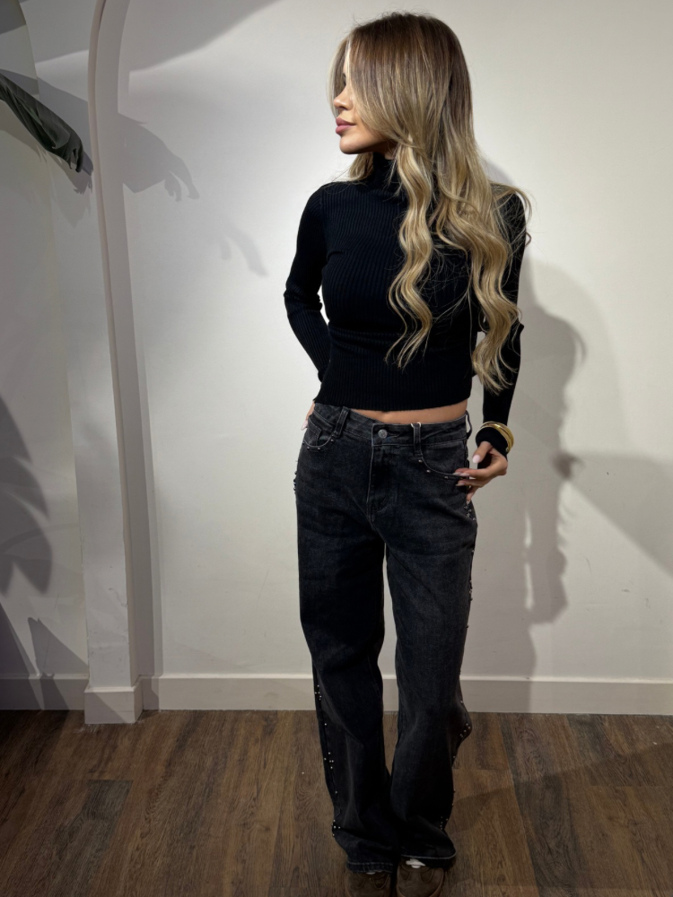 Jean droit avec clous sur le côté - French Retailers