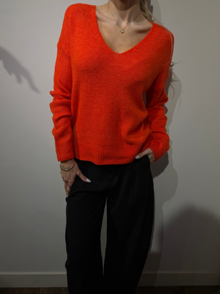 Pull pour femme rouge - French retailers | Nîmes & Avignon.