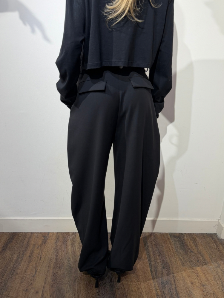 Pantalon noir coupe barrel - French retailers