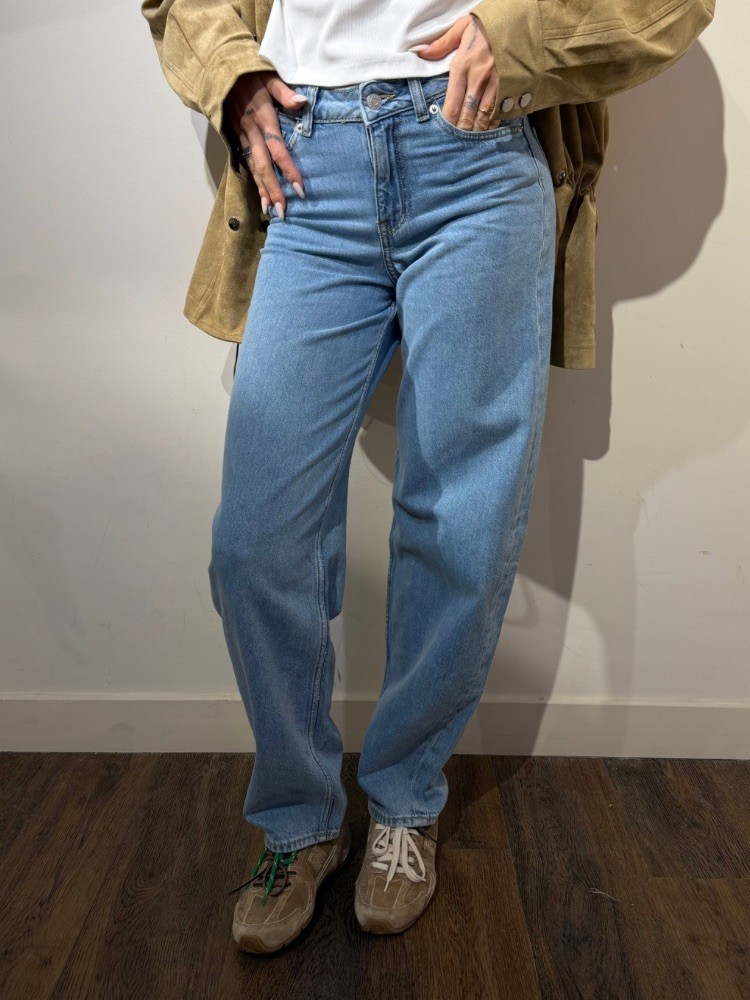 Jean bleu clair barrel pour femme - French retailers