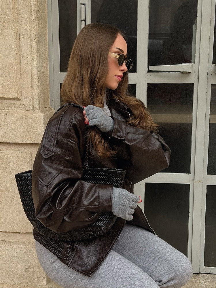 Veste en similicuir marron – Coupe oversize – French Retailers