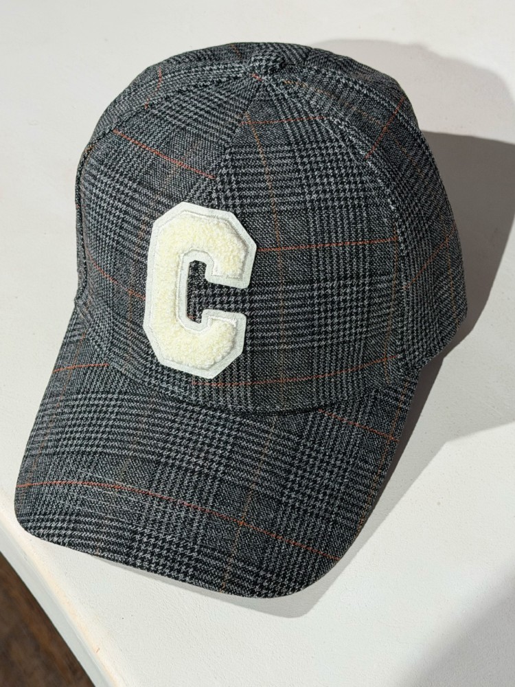 Casquette avec C - French Retailers