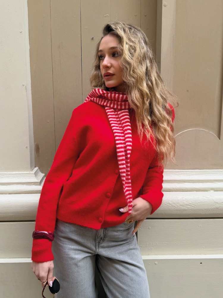 Gilet Rouge - French Retailers