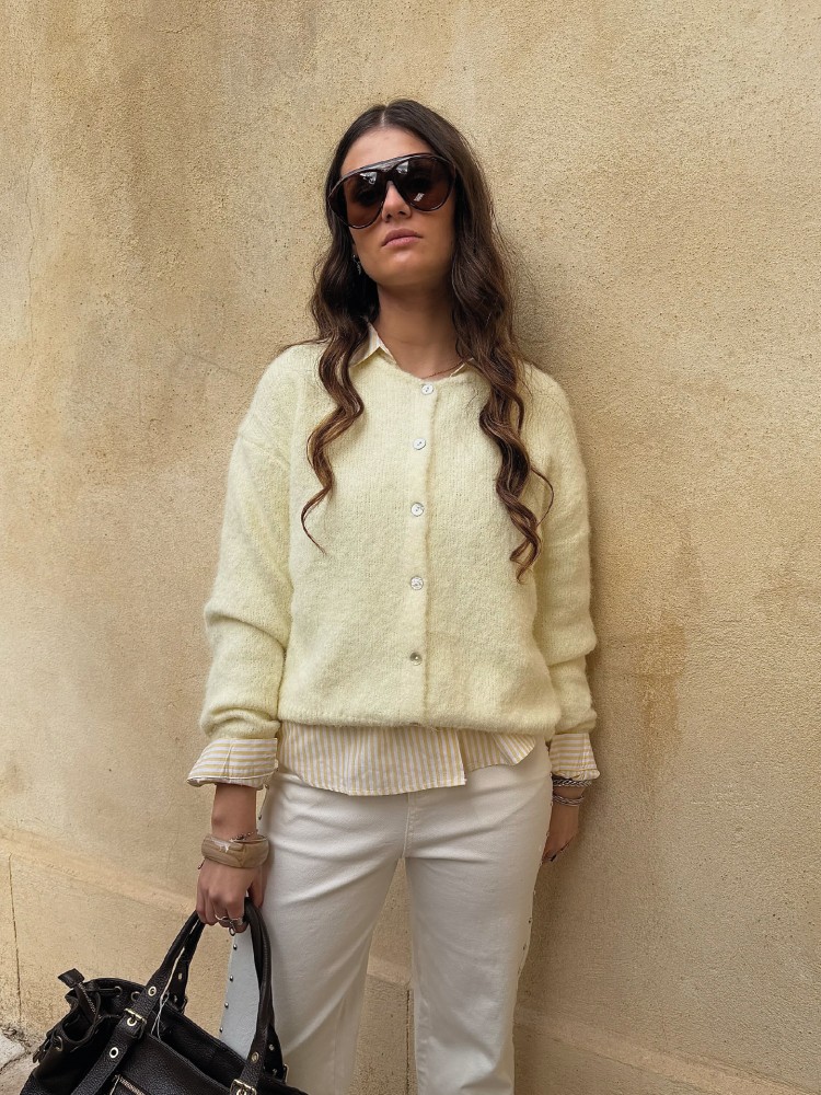 Chemise Rayée Blanche et Jaune avec Broderie “Self Love” – French Retailers
