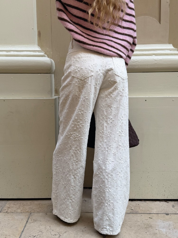 Jean droit blanc pour femme - French Retailers