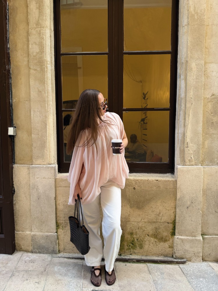 Jean Femme Blanc Coupe Barrel – Disponible à Nîmes & Avignon