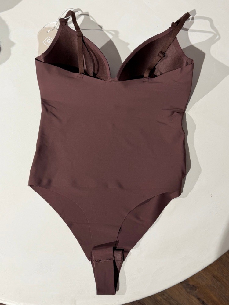 Body invisible - French retailers Nîmes & Avignon