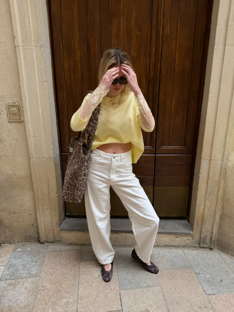 Pull jaune femme élégant – Pull en maille avec manches en dentelle – French Retailers