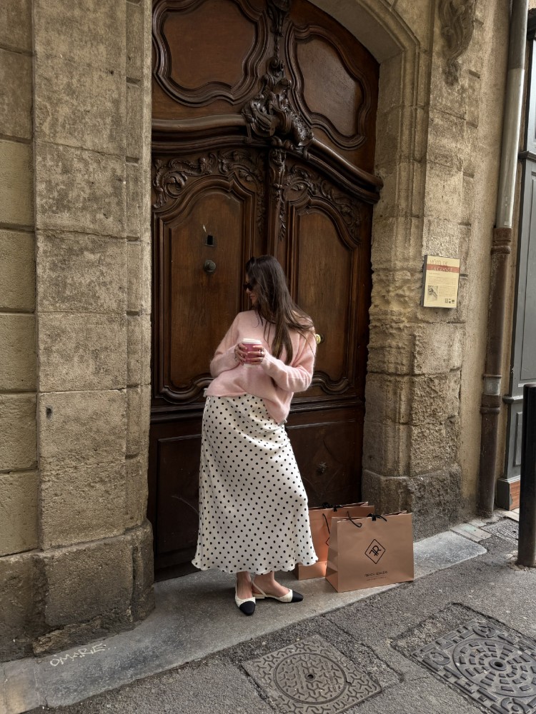 Pull rose clair dos nu dentelle blanche - French Retailers