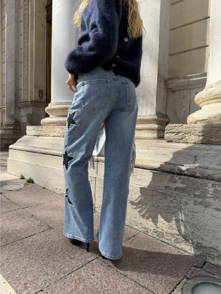 Jean avec étoiles sur le coté - French Retailers