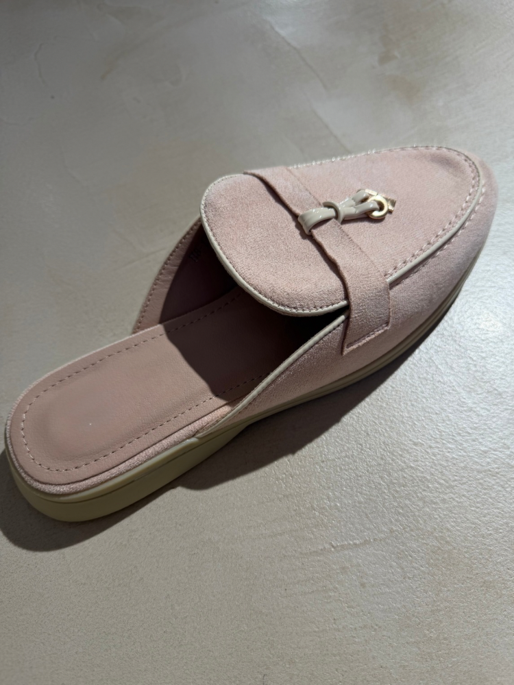 Mules rose clair - French retailers | Nîmes & Avignon