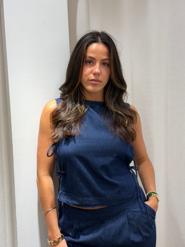 Top col montant noeuds sur le côté en jean - French retailers